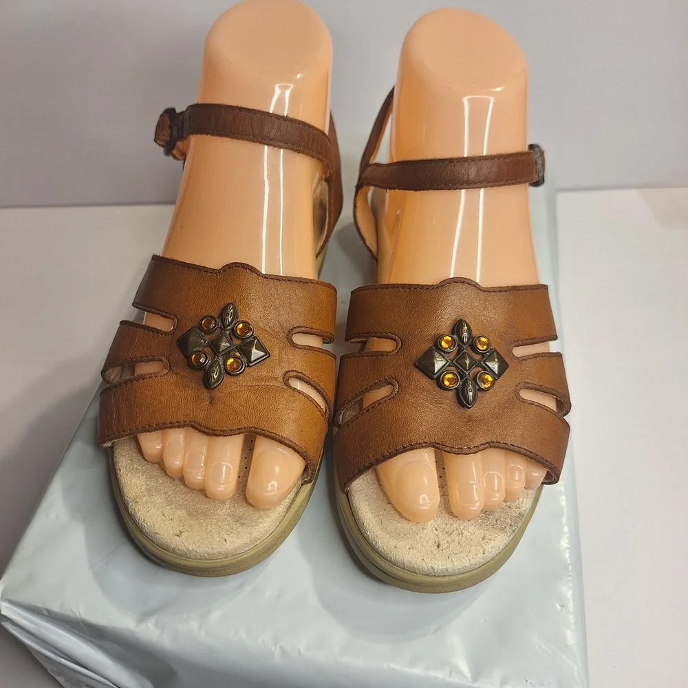 SAS Helena Tripad Comfort Tan Leather Women's Sandals. Size 7 M